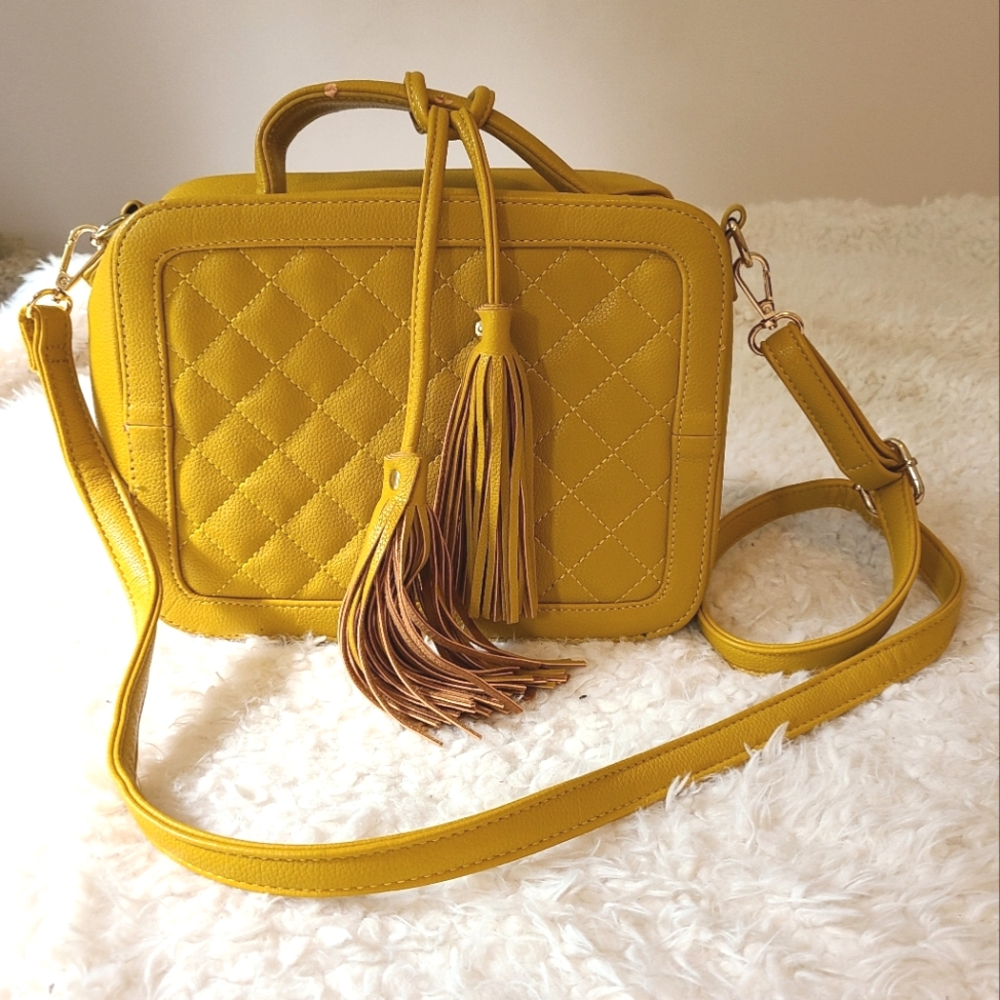 pink haley • mustard quilted tassel bag